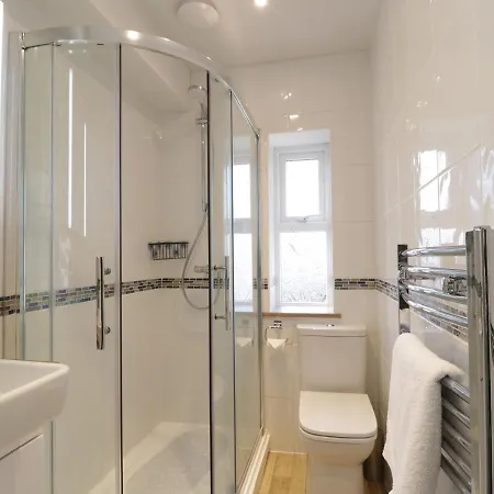 1 Rubby Banks Road *